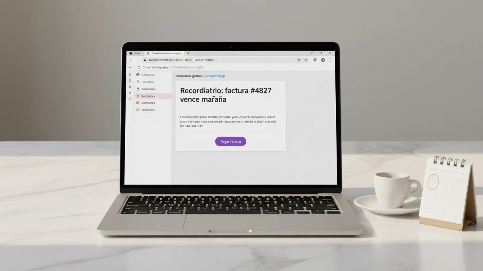 MacBook frontal close-up sobre marble blanco con Gmail abierto en email recordatorio, taza de café y calendario de papel.